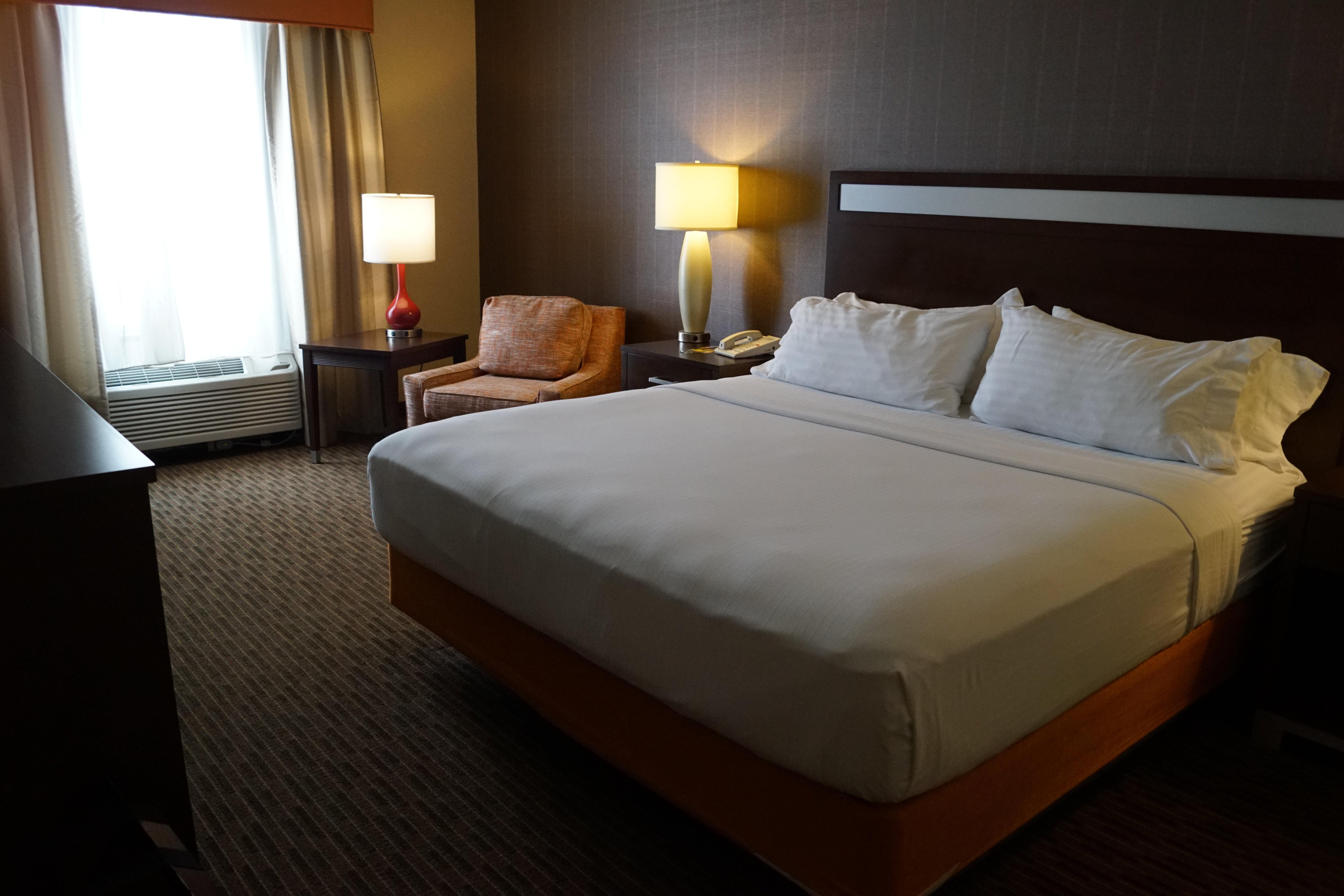 Holiday Inn Express Hotel & Suites Watertown - Thousand Islands By Ihg Bagian luar foto